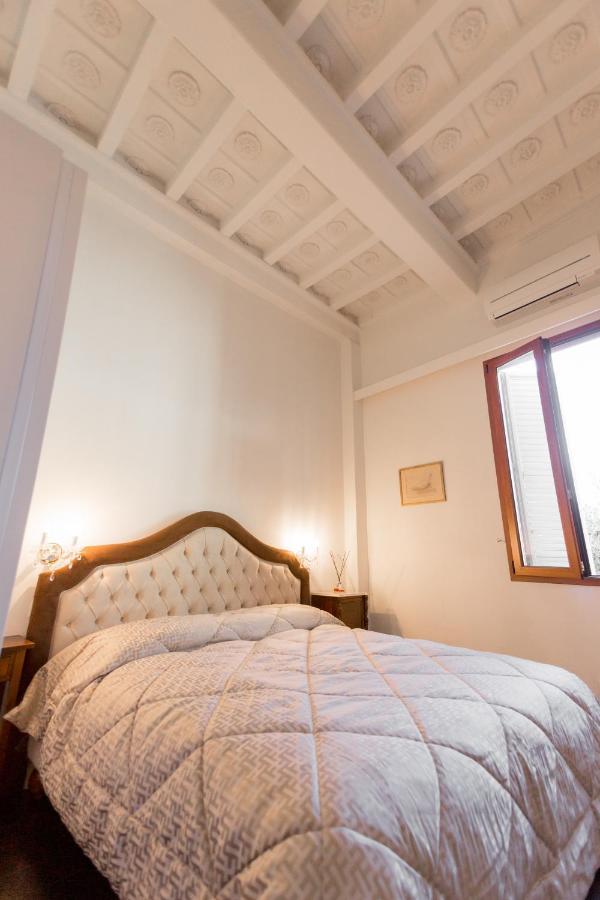Bed & Breakfast Borgo Pinti Le Stanze Dei Nobili Florence